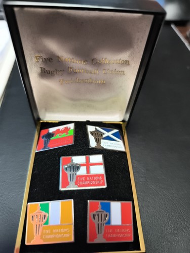 Coffret pin tournoi - 5, /
