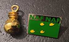 Pin’s Lot de 2 Naf Naf Flacon Parfum (8)