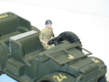 Dinky toys 1 soldat Conducteur