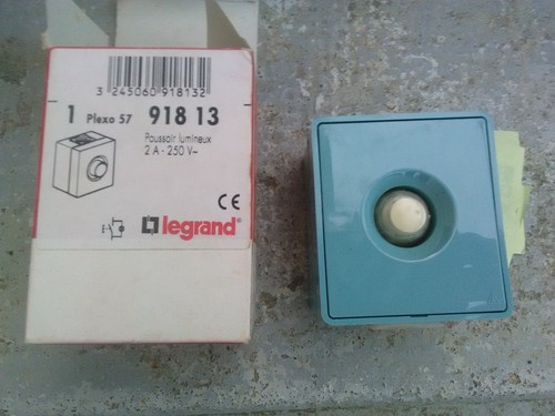 Bouton poussoir ancien - bouton,