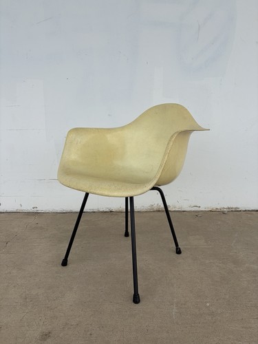 Eames herman miller - eames, dax