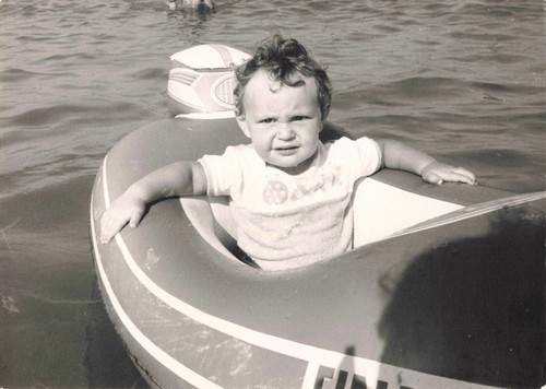 Ancienne photographie jeune - ancienne,