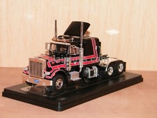 PETERBILT 359 Noir/rouge 1973