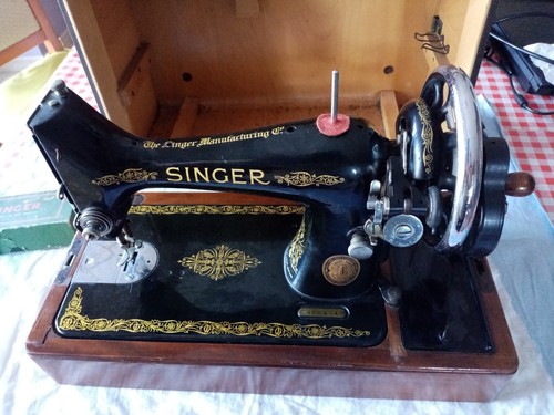 Ancienne vintage machine - ancienne,