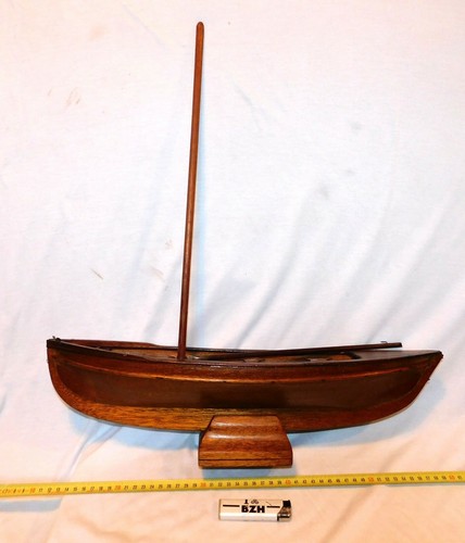 Superbe ancienne maquette de - +,