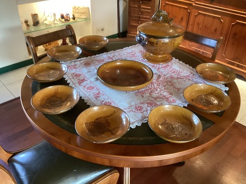 Service bouillabaisse - service, a