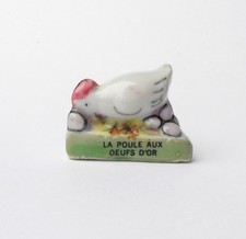 - Fève Auchan  la poule aux oeufs d'or Fables de La Fontaine