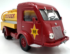 Camion Renault Gallion Tanker No 98 Cirque PINDER ALTAYA état neuf