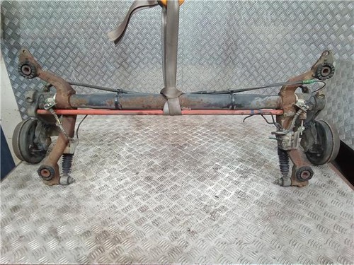 Essieu arriere peugeot 206 - essieu,