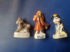 3 Fèves Disney  ( lot B 9 )