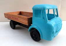 Saviem Somua Laiterie Moderne Grand Camion Bois et Plastique 35Cm France 1960