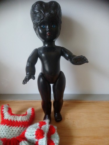 Poupée vintage plastique - poupée,