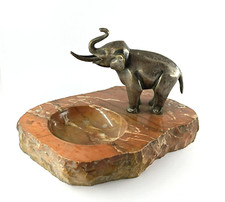Cendrier ancien éléphant