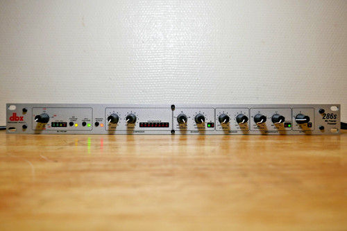 Préampli micro dbx - micro,