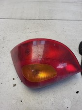 Feu arriere principal gauche