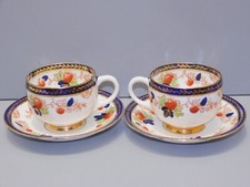 - 2 TASSES & SOUCOUPES