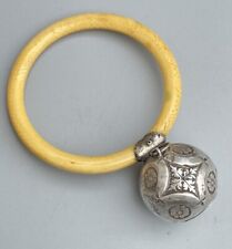 Hochet de Bébé  Ancien en ARGENT repoussé décor fleurs et feuillages