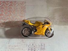 Moto miniature Ducati 748 Motos à Collectionner Maisto Altaya au 1/18