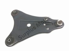 TRIANGLE INFERIEUR AVANT DROIT