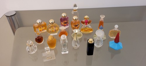 Collection lot flacons - de,