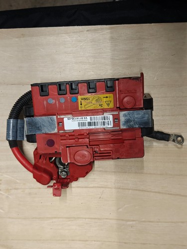 Support batterie borne - batterie, +