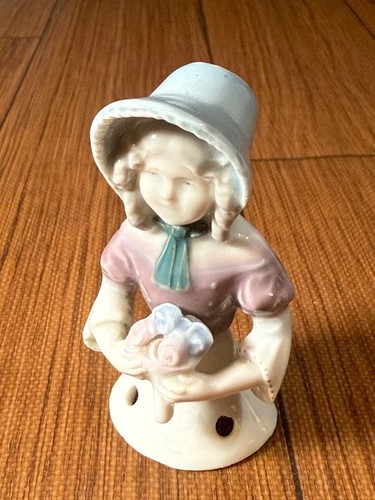 Figurines anciennes - , en