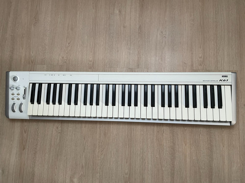 Korg k61 midi - midi, studio