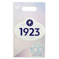 Pin Disney Badge cast member