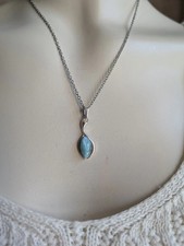 Collier avec larimar