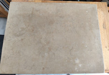 Grande Pierre à parer le cuir