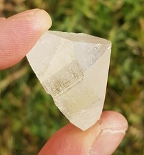 Topaze brute de Birmanie