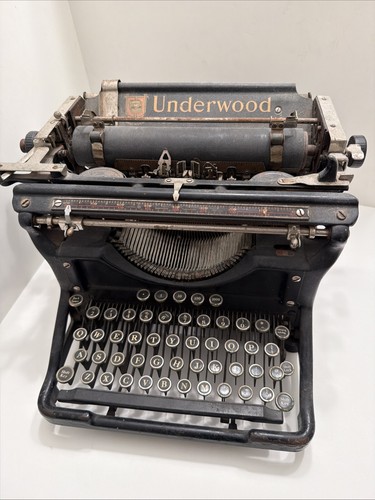 Antique 1936 underwood model - antique,