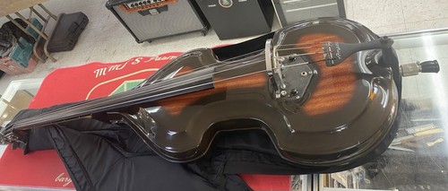 Ampeg baby bass see - bass,