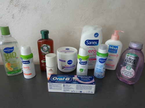 Lot produits cosmétiques - 11,