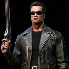 Terminator Resin Figure /