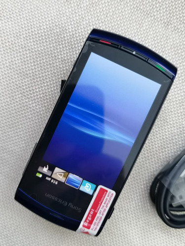 Sony ericsson vivaz - sony, blue