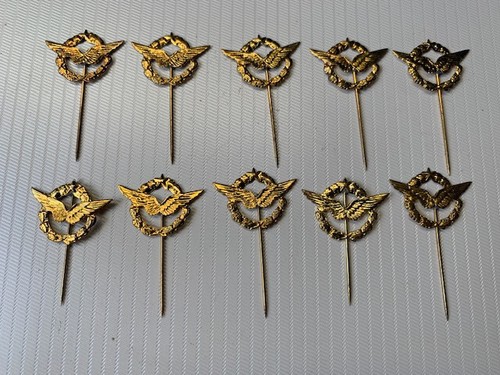 Lot insignes épingle - 10,