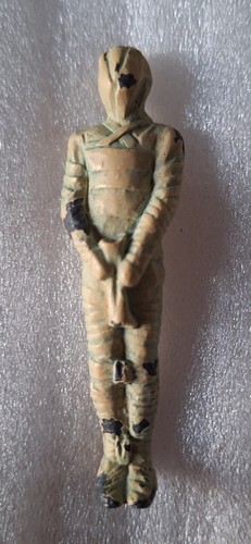 Figurine momie plomb - en,