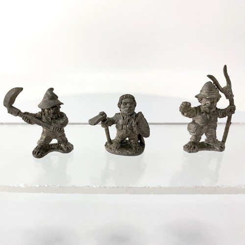 Figurine essex métal - x3,