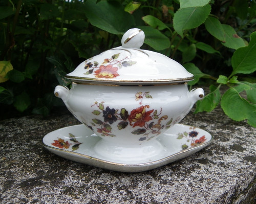 Moutardier ancien - moutardier, en