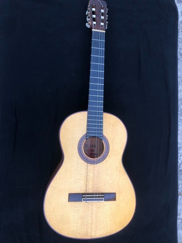 Ancienne guitare espagnole - ancienne,