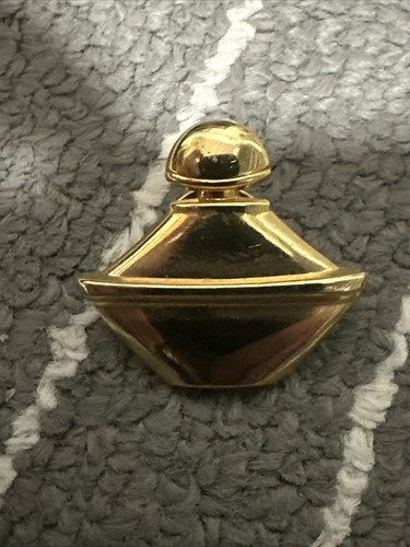 Pin badge bijou guerlain - badge,