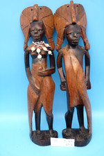 TRES BELLE PAIRE DE STATUETTES EN BOIS COUPLE  MASAI  Ht 30cm Ref 59/4