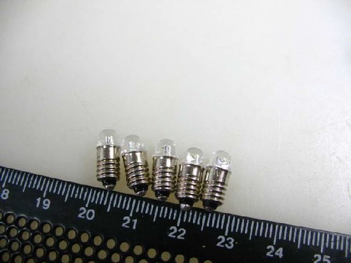 Ampoules led 22v - e5,5,