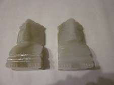 SERRE LIVRES  JADE!/ PIERRE