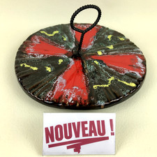➜Joli plateau à fromages céramique signé VALLAURIS rouge noir vintage de France