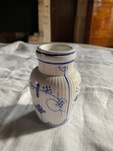 Ancien ravissant pot à - ravissant,