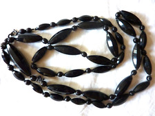 Magnifique sautoir en jais