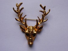 broche RELIEF TETE DE CERF 5 x