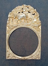 Couronnemt de cadran - fronton ou facade D'HORLOGE COMTOISE 